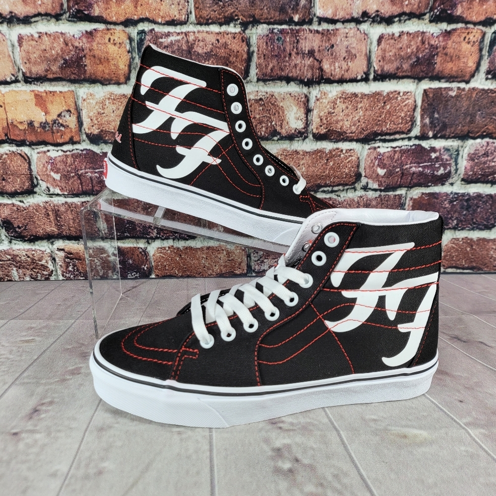 Brand new in box Vans x Foo Fighters  Sk8-Hi 25t